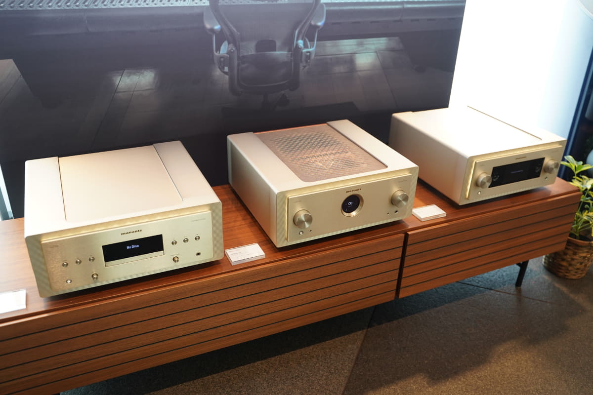 マランツやデノンのハイエンドモデルが勢揃い