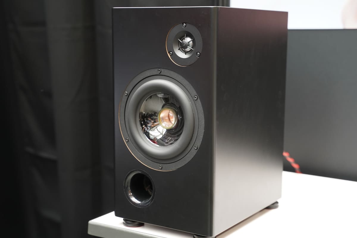 Glass Acoustic自身が手掛けたスピーカー