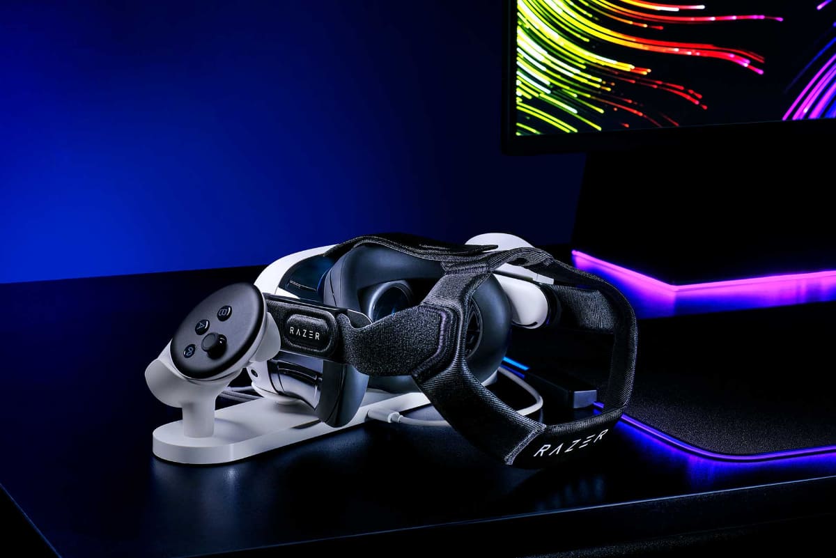 フェイスカバーは、Quest 3の充電ドッグに対応