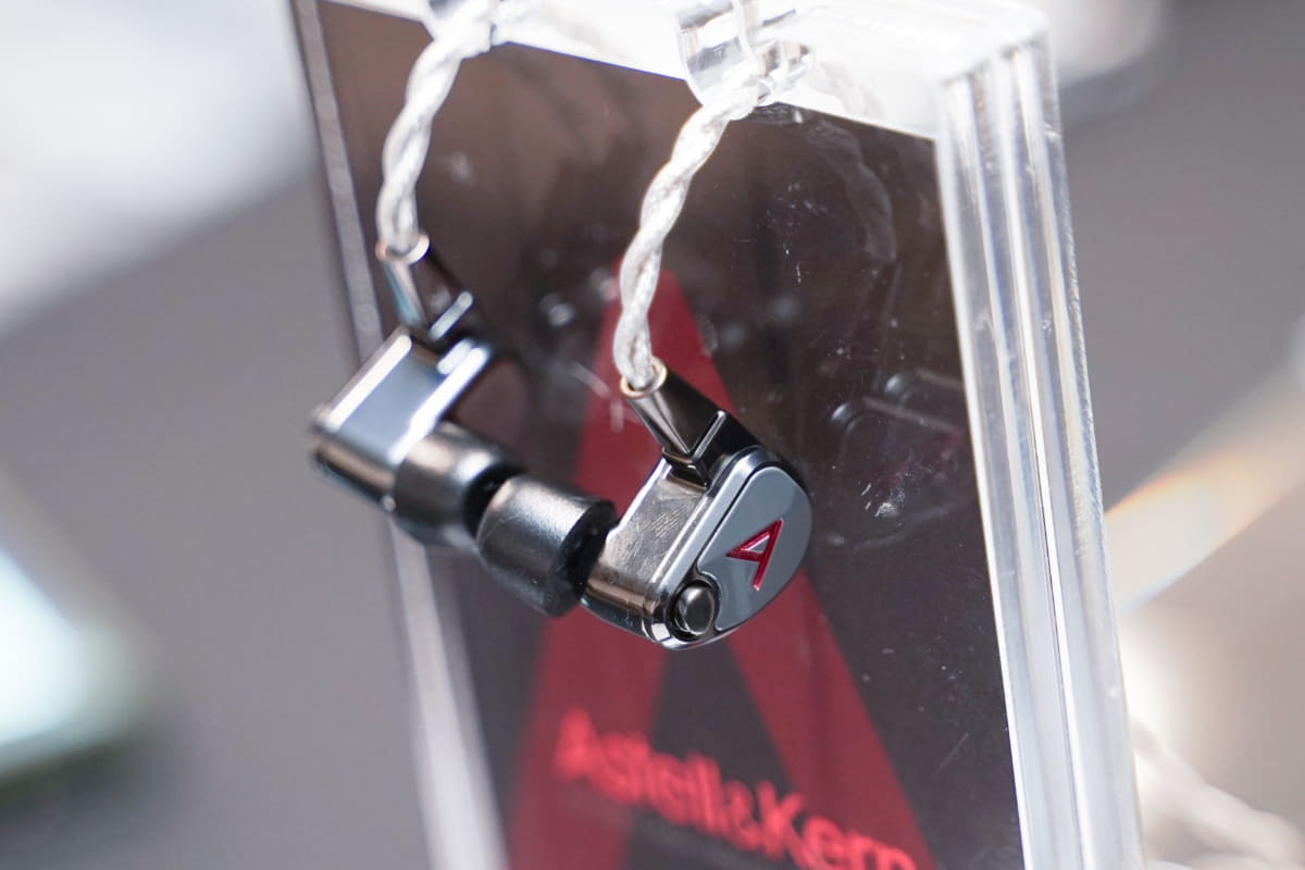 Astell&Kernと64 Audioがコラボした「XIO」