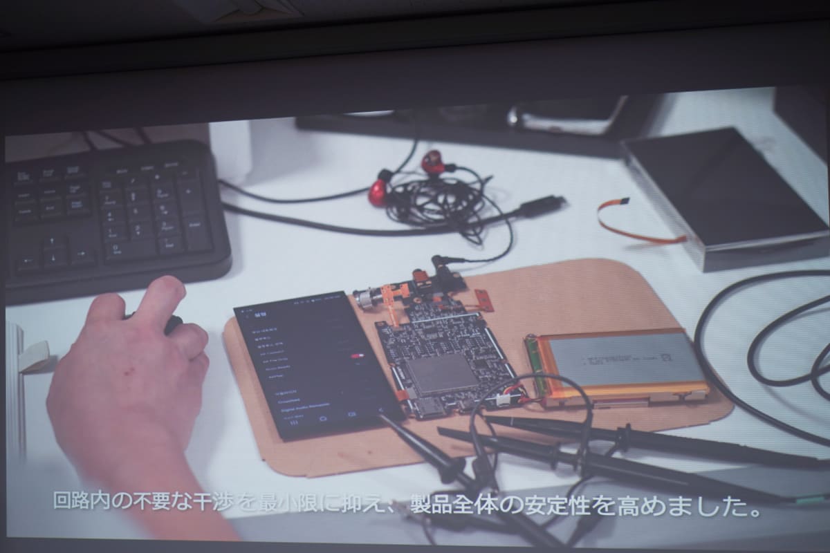 SP4000開発中の様子