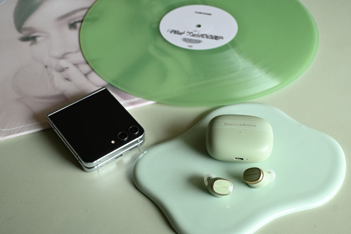 我が家に集まるグリーンたち。全部「これ可愛い！」という第一印象で選んだもので、今も買って正解だったと思える、素敵なモノばかりです