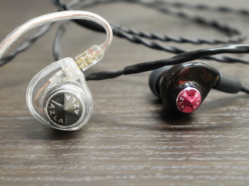 左が「AZLA」、右が「HORIZON」