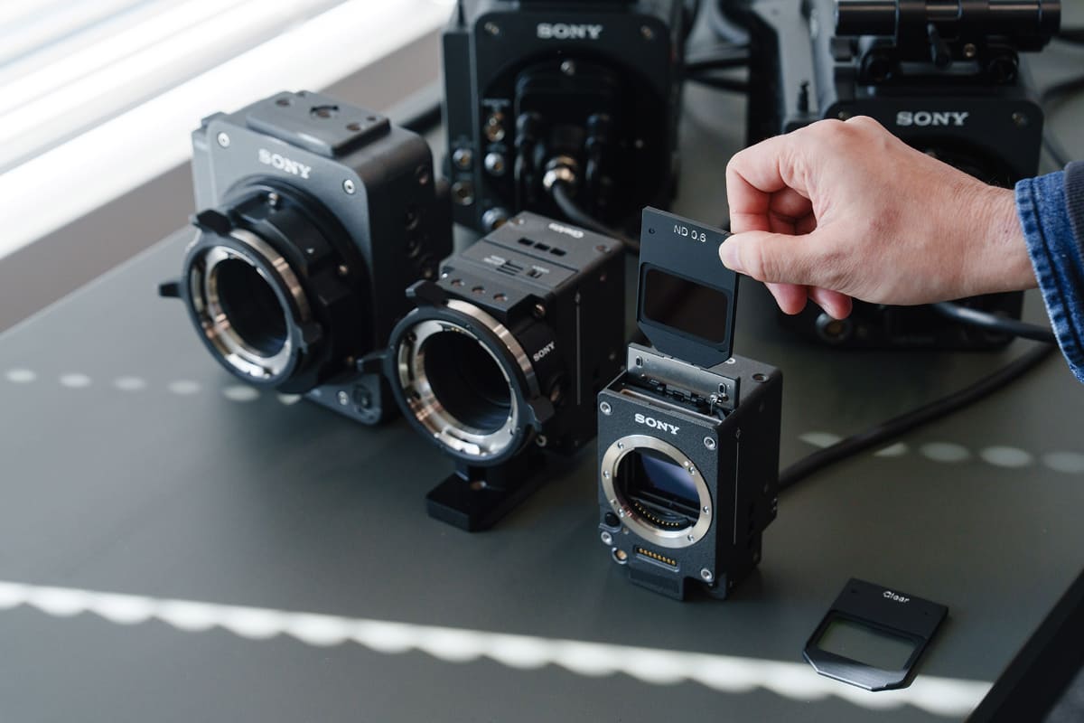 ドロップインタイプのNDフィルタなどが、VENICEエクステンションシステムMiniにも活かされている