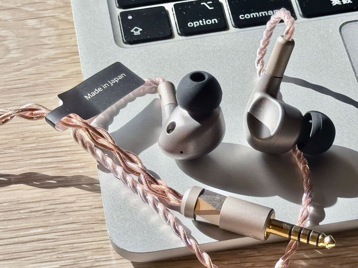 Astell & Kern「LUNA」