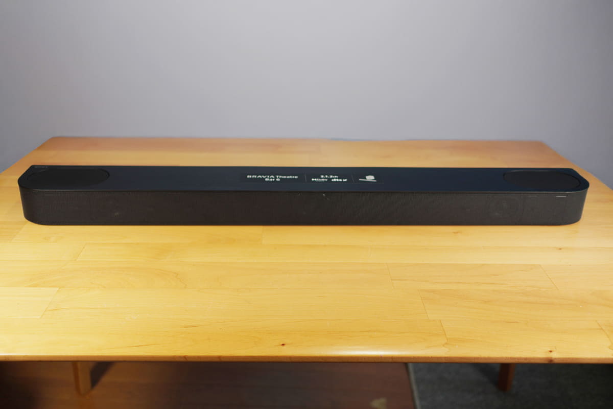 バースピーカー部は全長950mm