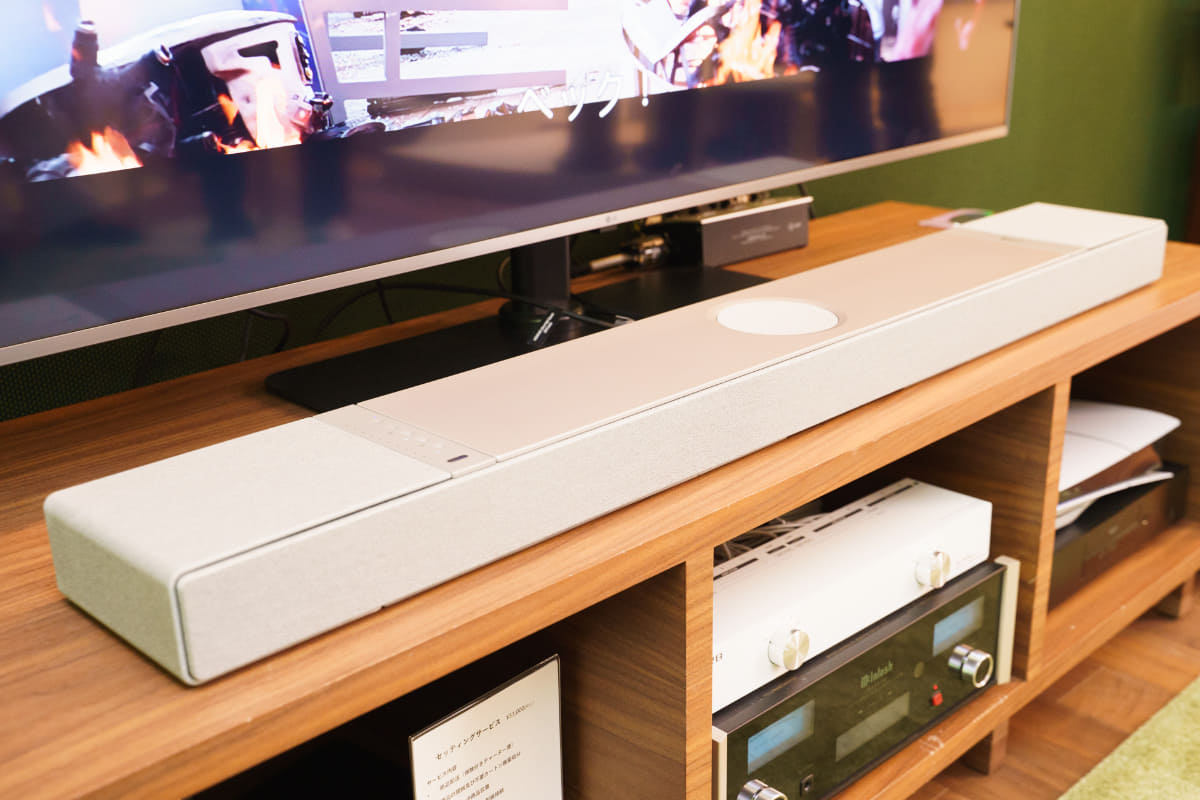 「XIOサウンドバー」シルバーグレー