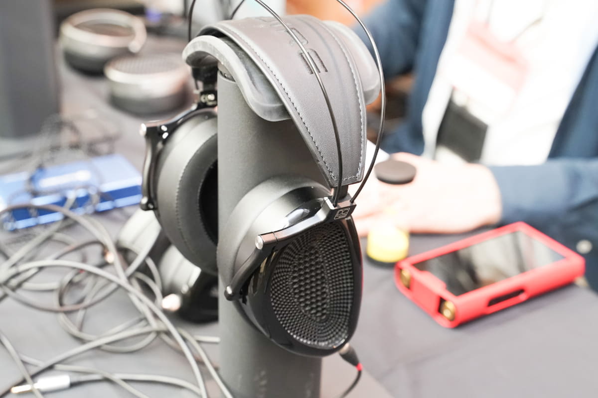 Dan Clark Audioの開放型ヘッドフォン「Noire-XO」