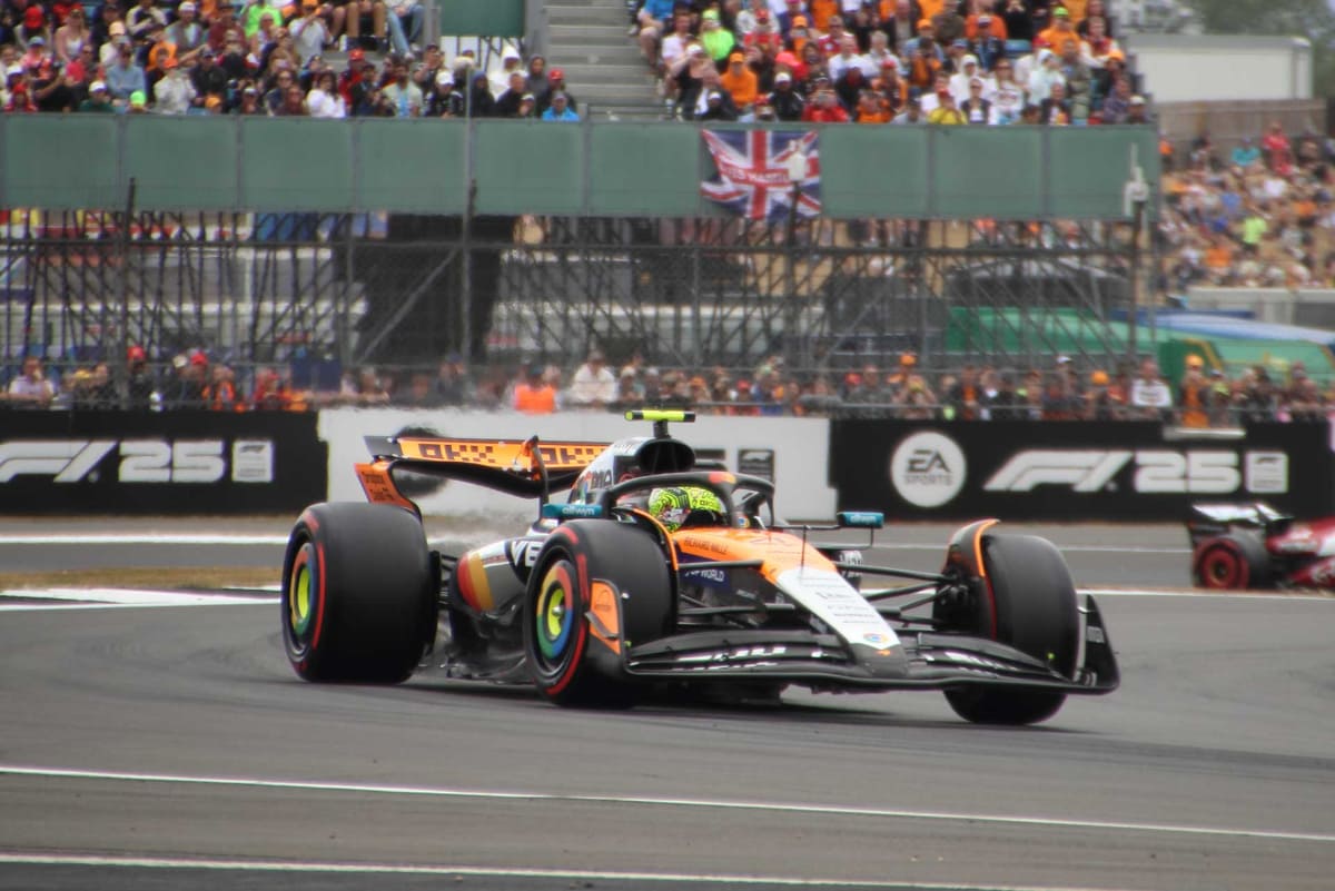 2025年のF1イギリスGPを走るランド・ノリス(マクラーレン)<br><span class="fnt-70">(C)Tomohiro Yoshita</span>