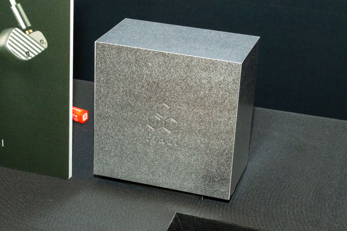 A10000のパッケージも