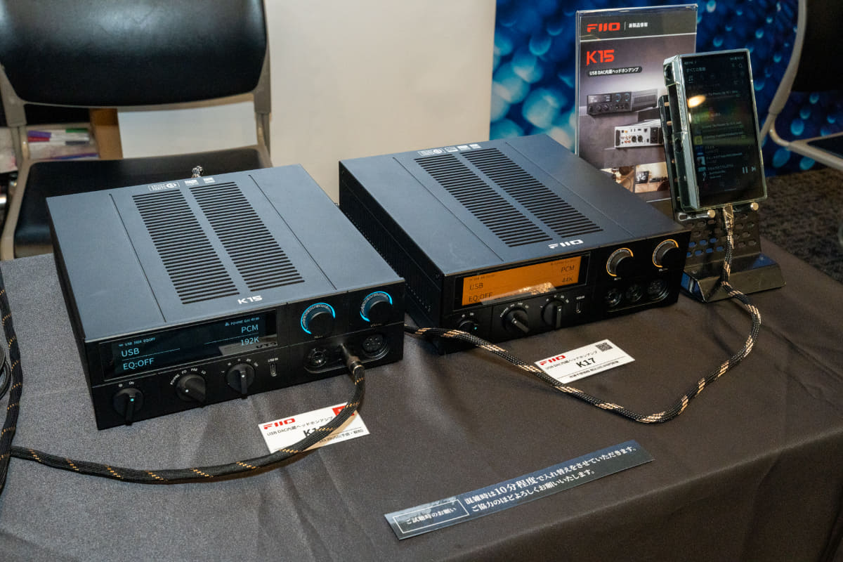 左がK15。K9(右)から外観はほぼ変更なし