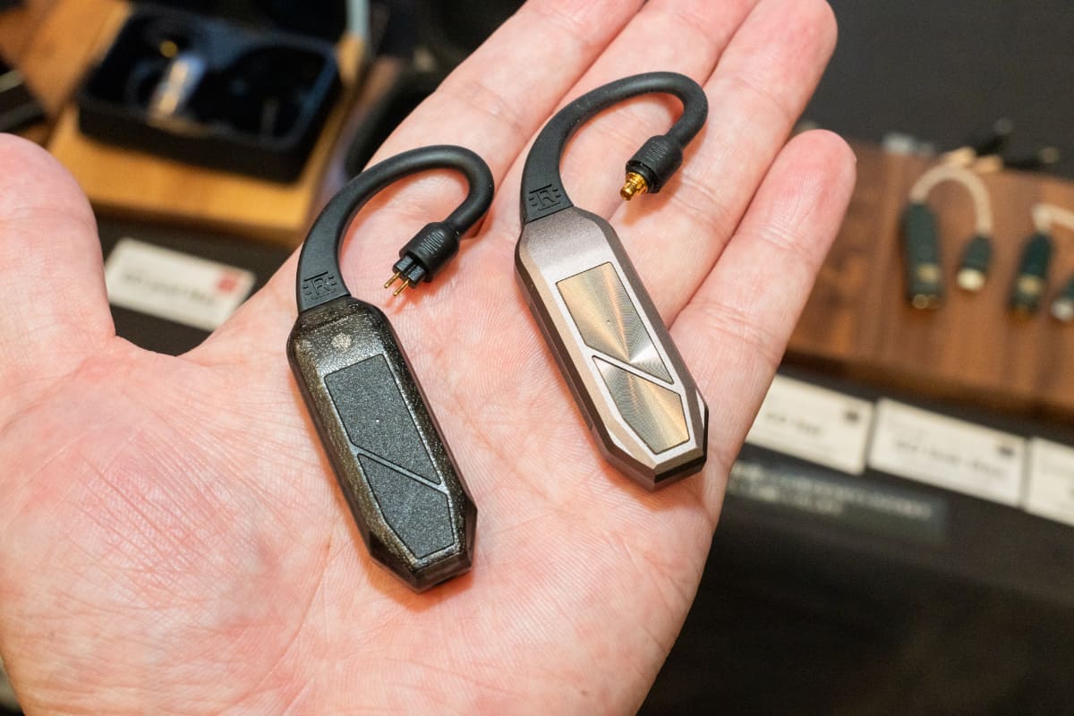 GO pod Air(左)とGO pod Max(右)