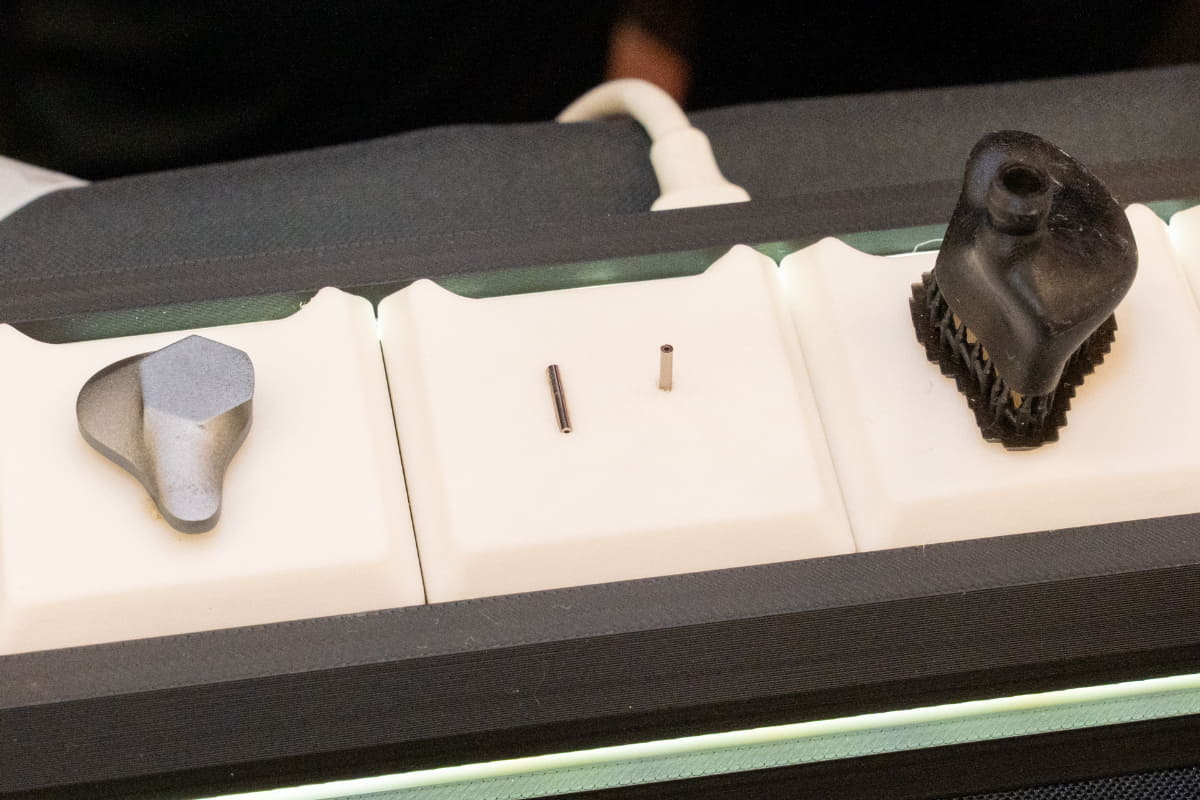 真ん中の細長いパーツがPBASの効果を発揮する