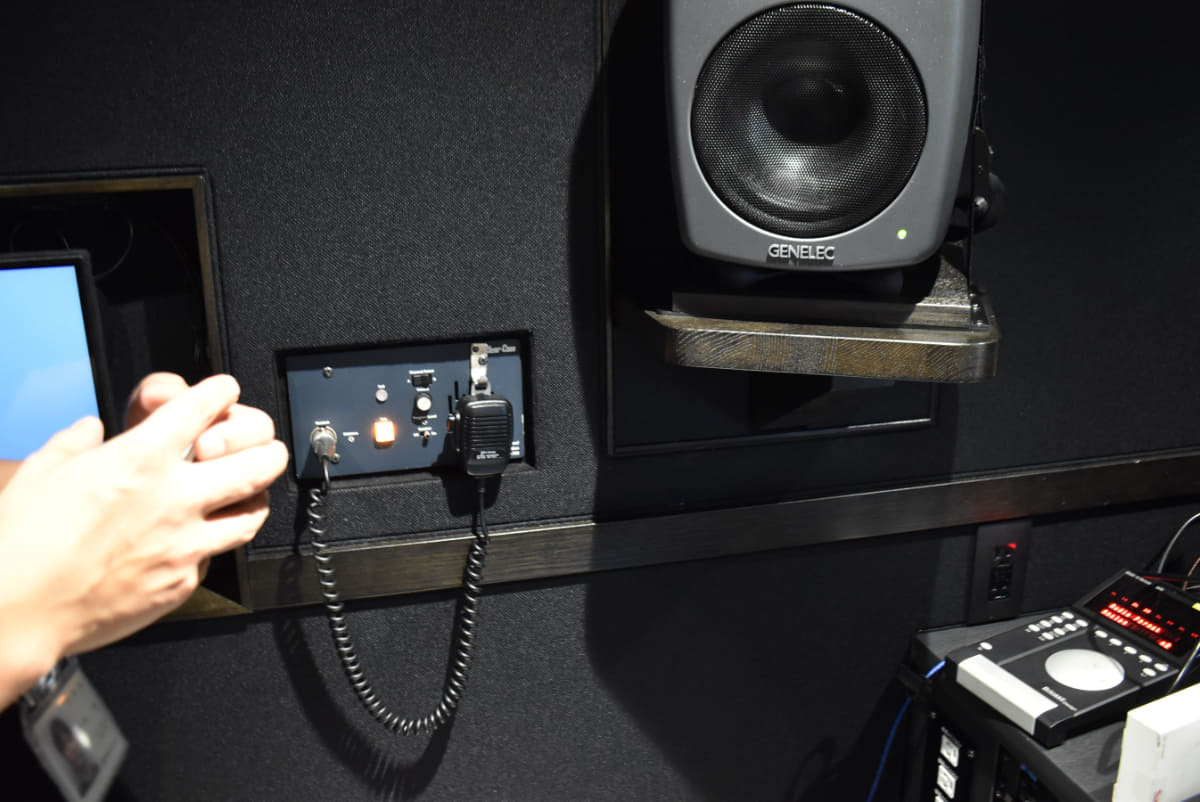 Billboard、音声中継車、山麓丸スタジオの3拠点をつなぐ音声回線