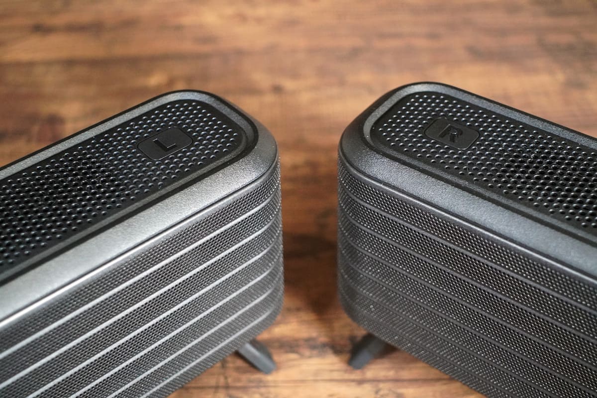 上部にLRの表示がある