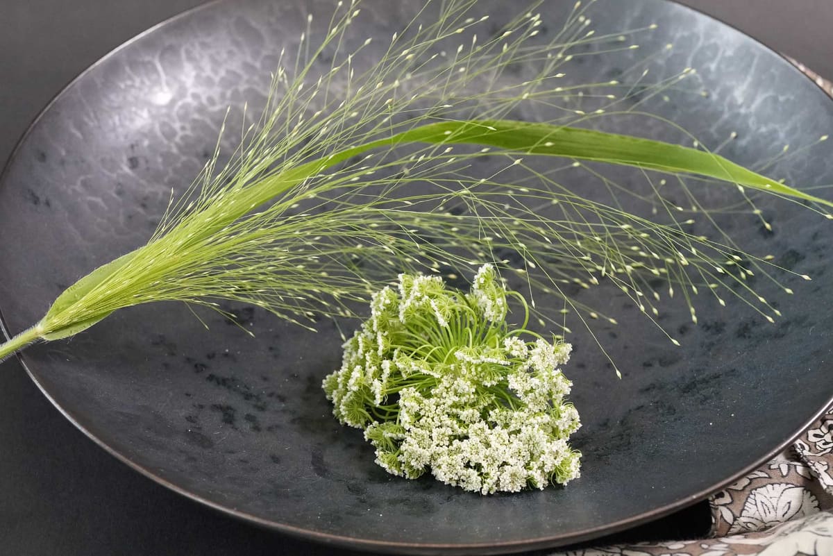 「ステップクロップ撮影機能」を使ったところ。上から35mm、50mm、75mm相当