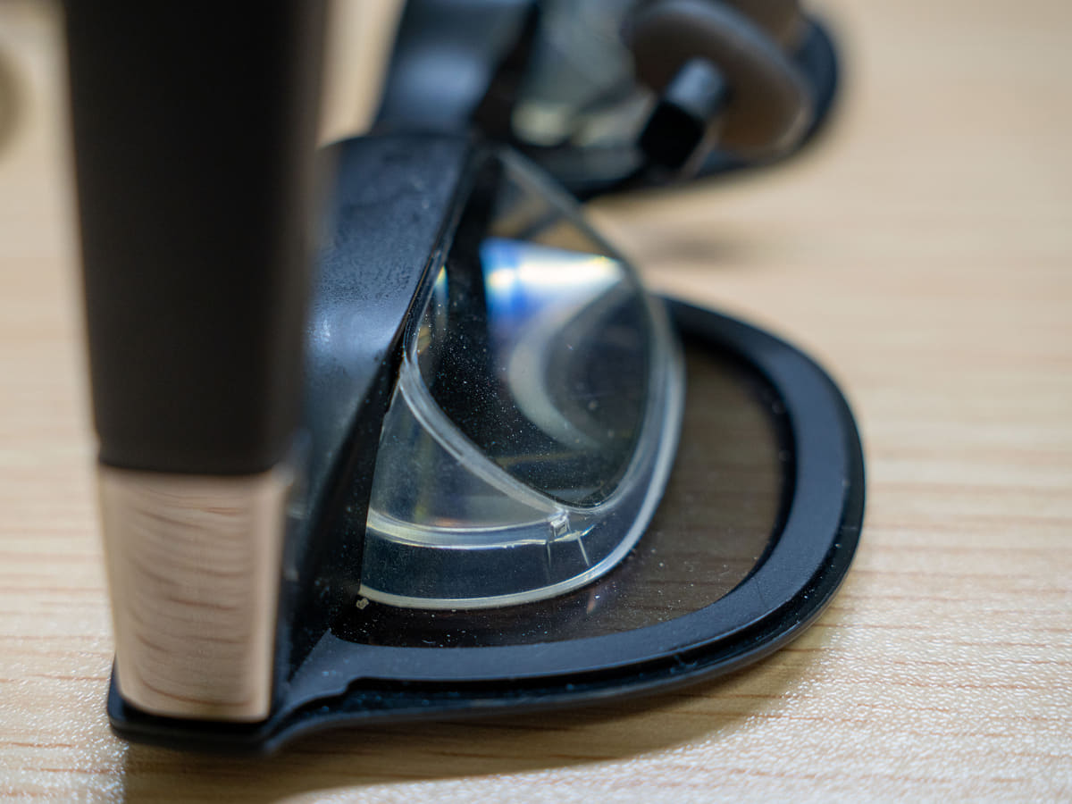 XREAL Oneの光学系。かなり見た目が違う