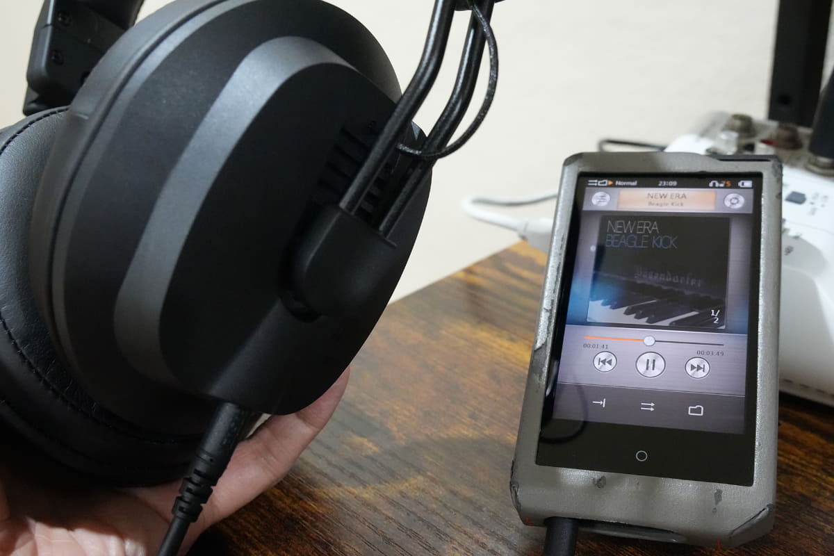 PLENUE R2で試聴する