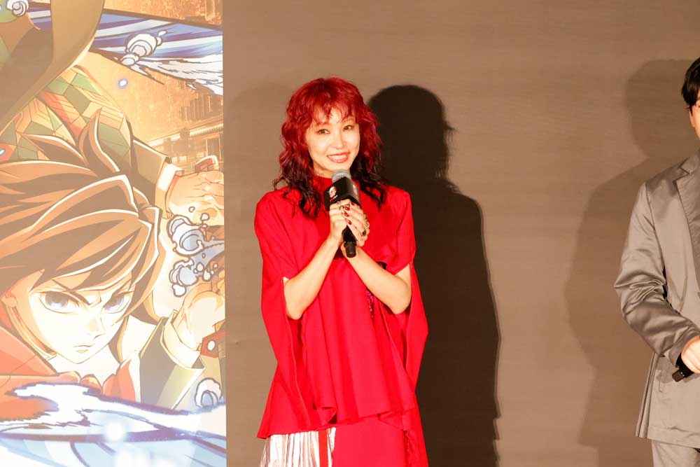 主題歌「残酷な夜に輝け」を担当したLiSA<br><span class="fnt-70">(C)吾峠呼世晴／集英社・アニプレックス・ufotable</span>