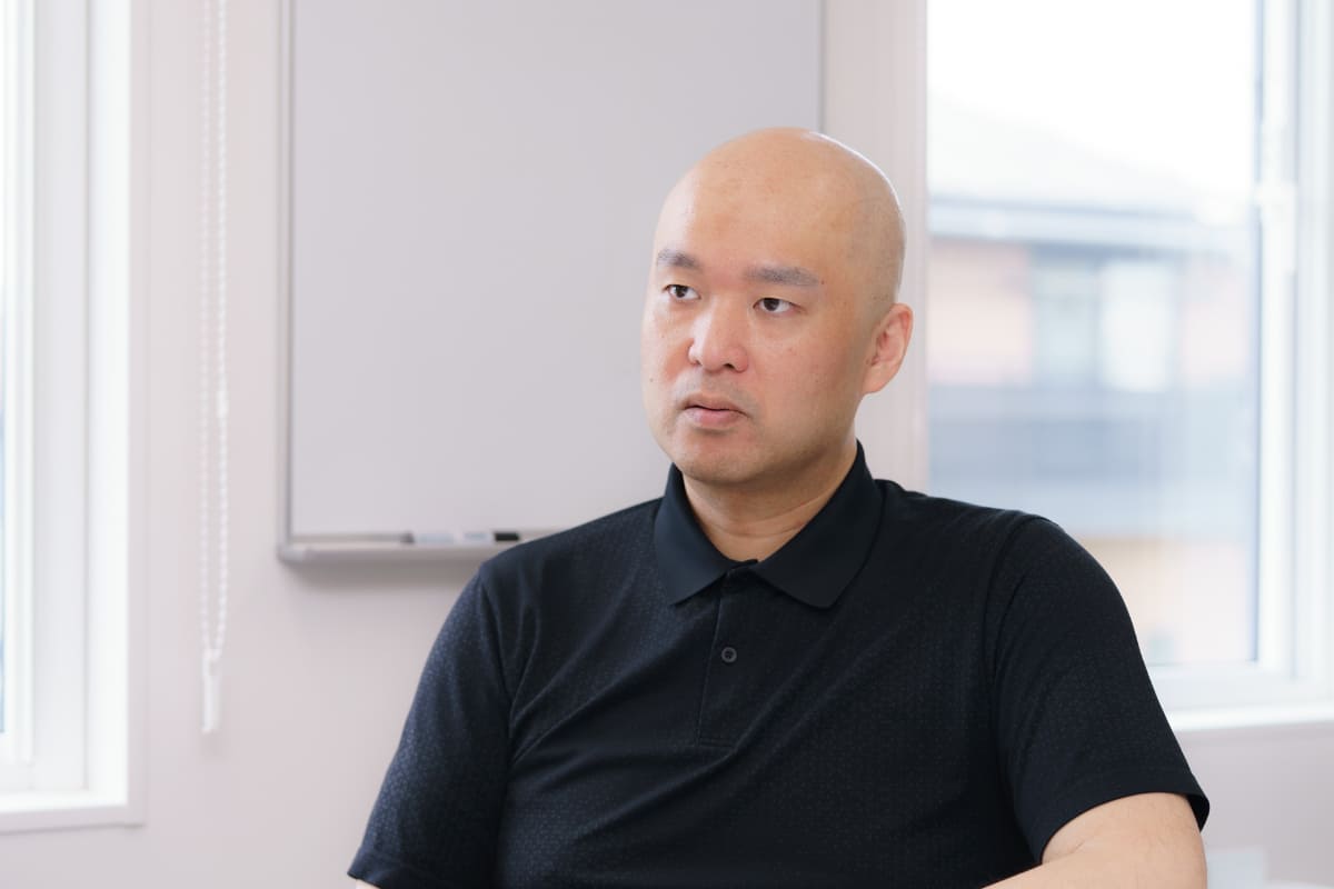 岡田直樹氏