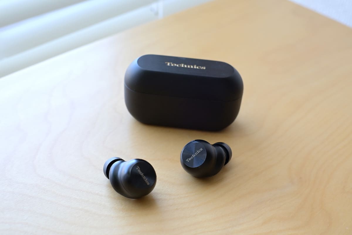 私史上No.1イヤフォン「EAH-AZ100」。はい、素敵。今日も好きです