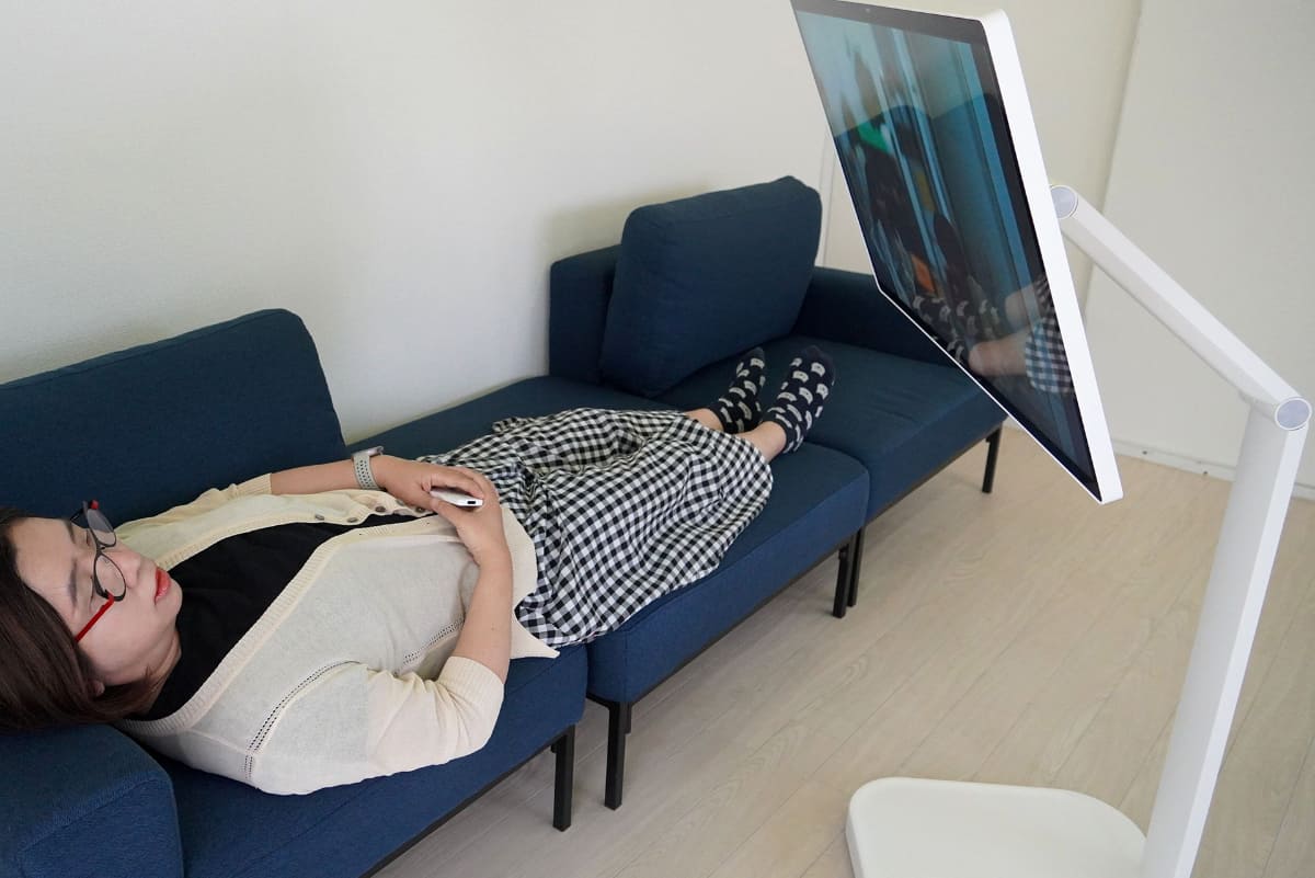 行儀は悪くてすみません。快適すぎて幸せ