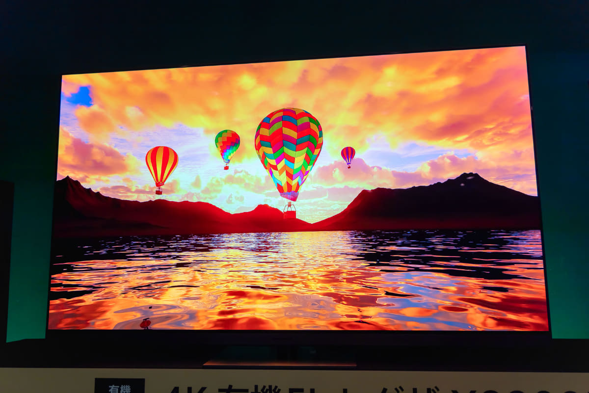 レグザの4K有機ELテレビ「X9900R」