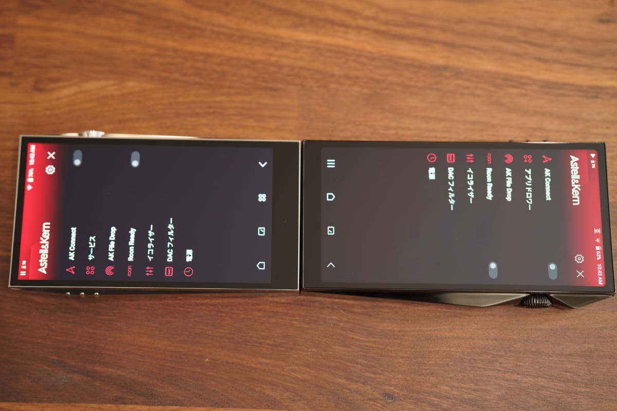 左からSP3000、SP4000。横幅はほぼ同じだ