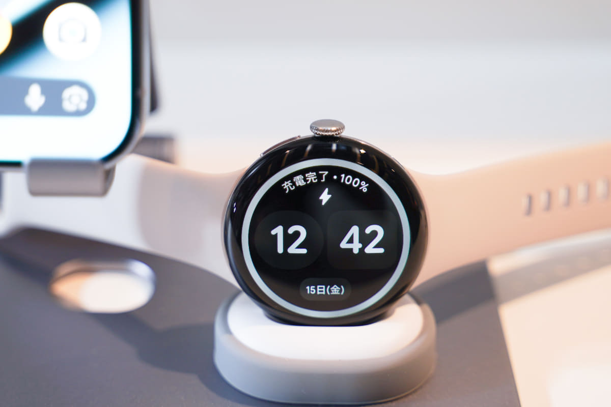 設置すると、表示が自動で横向きに