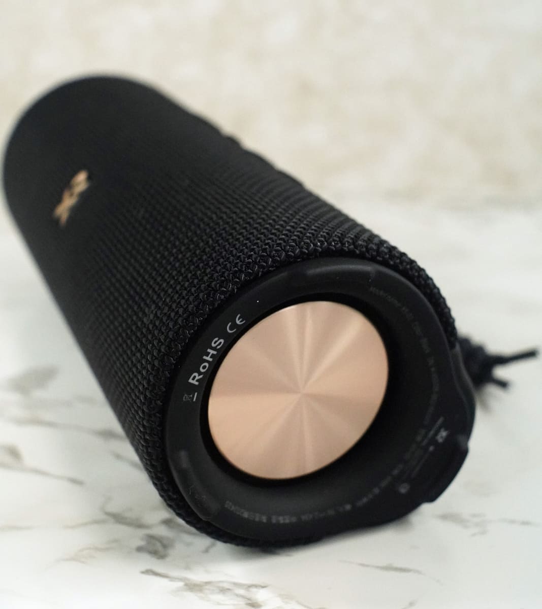 底面のパッシブラジエータ