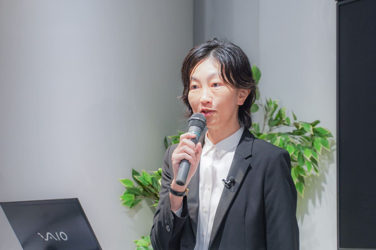 ソニーストア 銀座の宮崎千夏店長