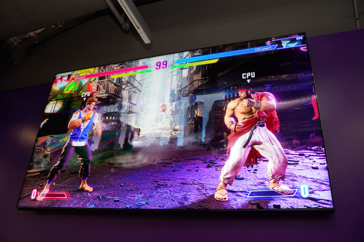 85インチの大型モニターも用意し、ゲーム大会も開催できる