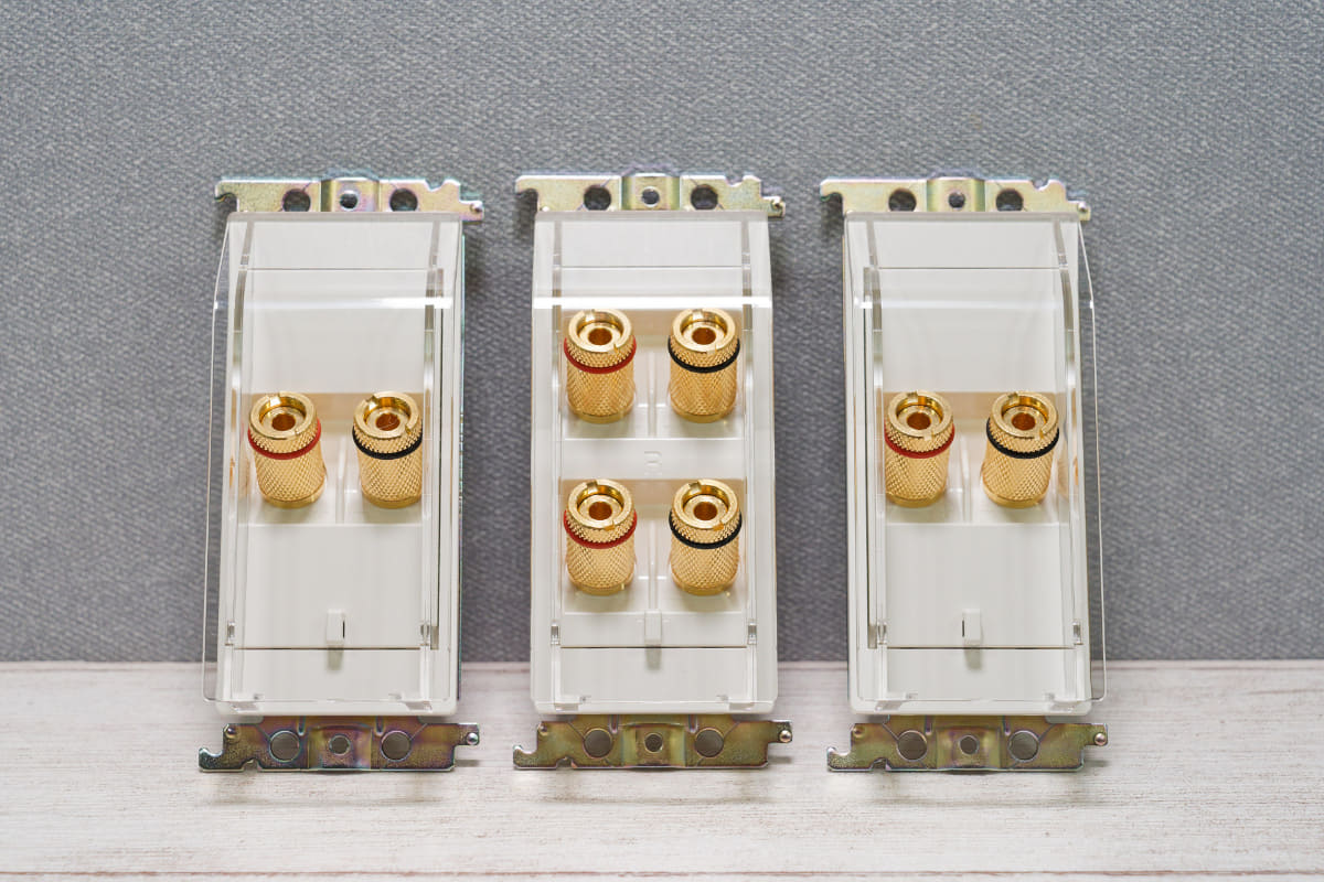 パナソニックの「スピーカターミナル」