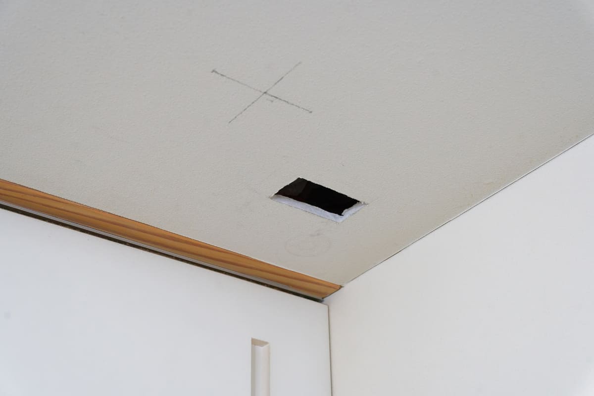 いざ、思い切って穴開け