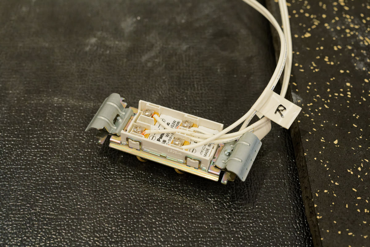 LRが後から分からなくなってしまうので、ラベルを付けておいた