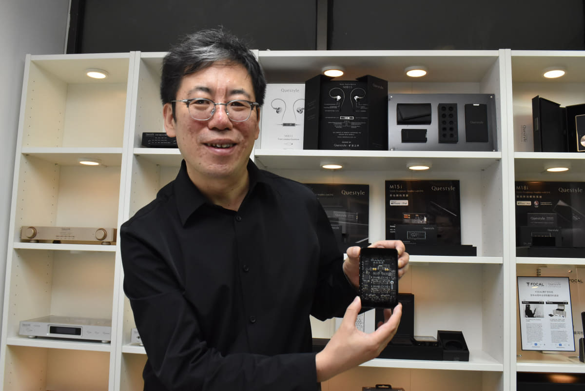 Questyle創業者でありCEOの王豊碩(ワン・フォンシュオ)氏