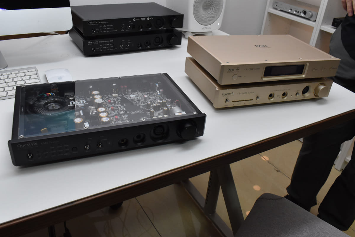 Questyleの各種据え置き型ヘッドフォンアンプ