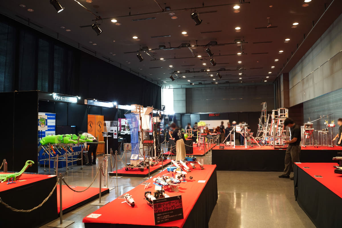 魔改造モンスター80体が集結