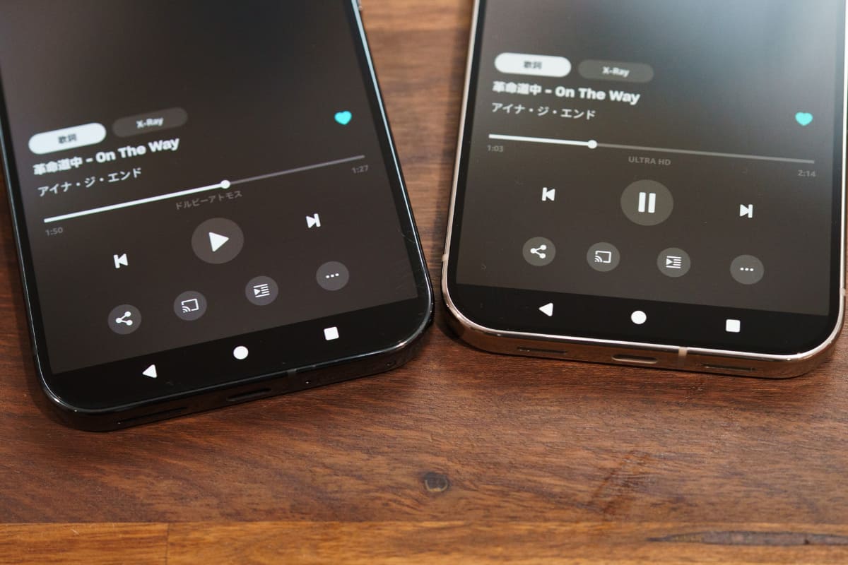 左がPixel 9 Pro XL、右がPixel 10 Pro XL