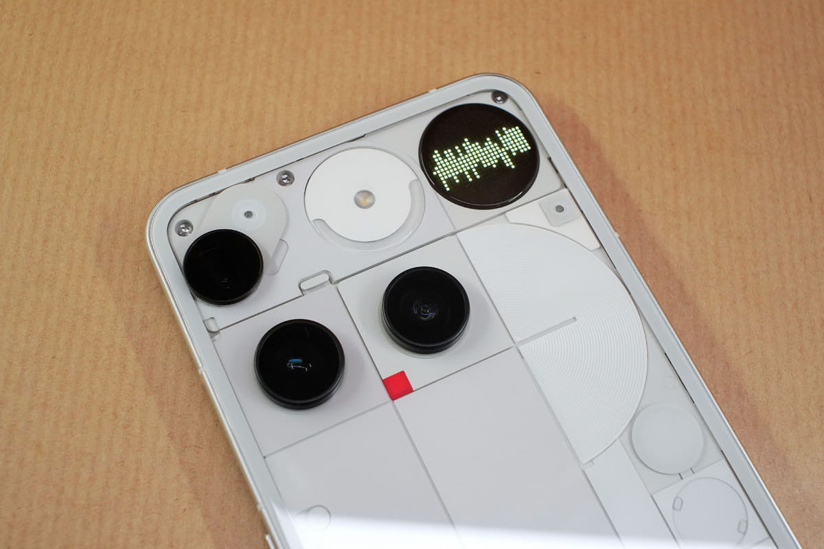 様々な表示が可能な「Glyphマトリックス」