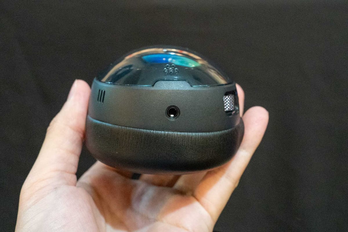 有線接続にも対応