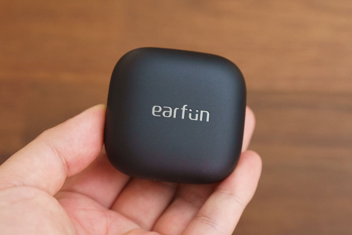 小さくなって、持ち運びやすくなった充電ケース