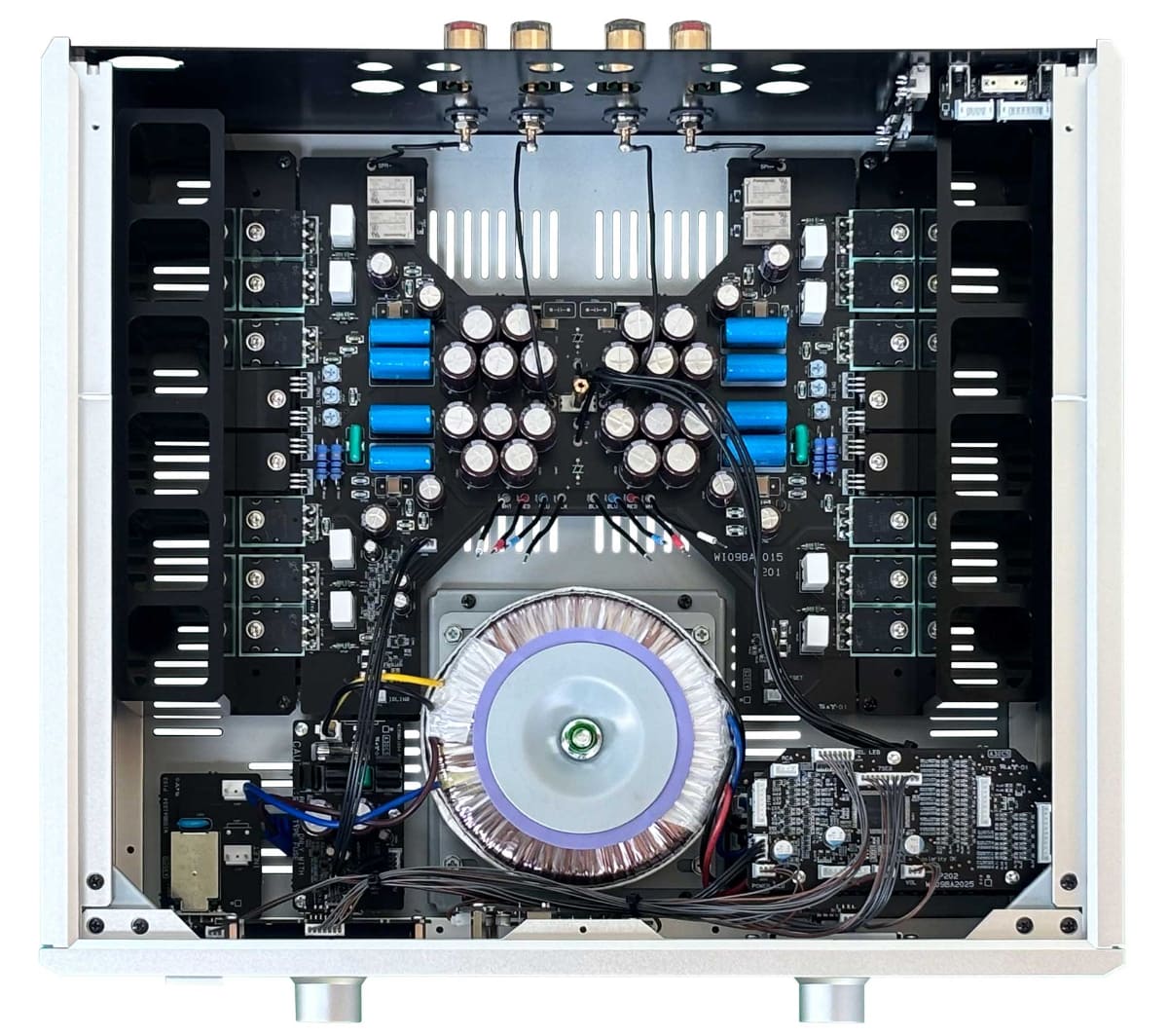 インテグレーテッドアンプ「A-2 ver.2」内部下段