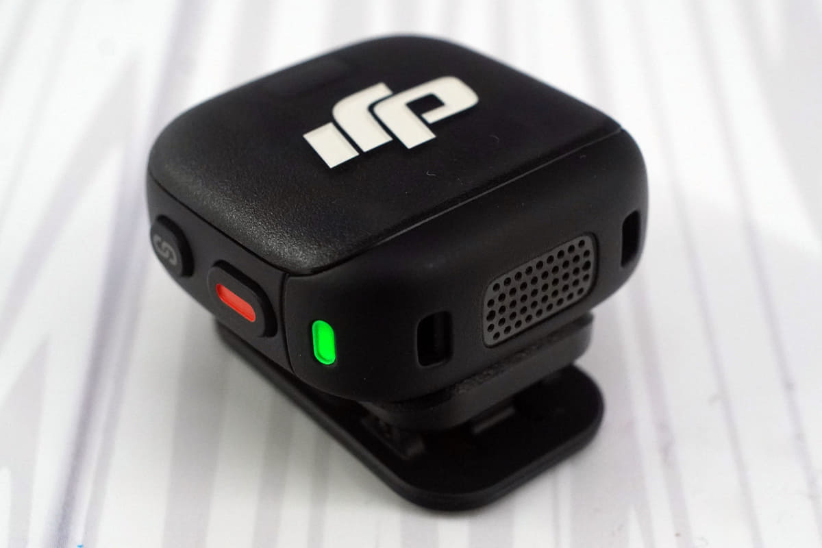 マイクはDJI Mic Miniより少し大きい程度