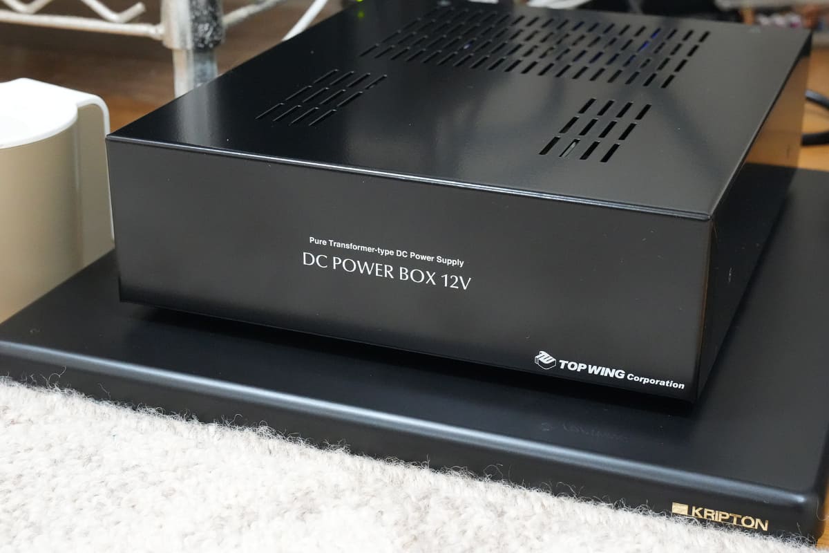 DC POWER BOXに敷いてみる
