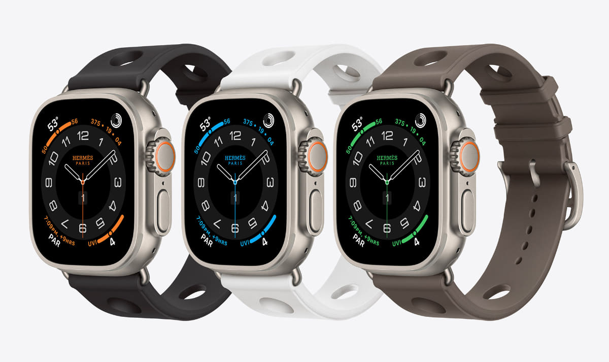 エルメス コレクションには、アクティブなライフスタイルに最適というチタン製バックル付きのラバー製Scub'H ダイビングバンドも新追加