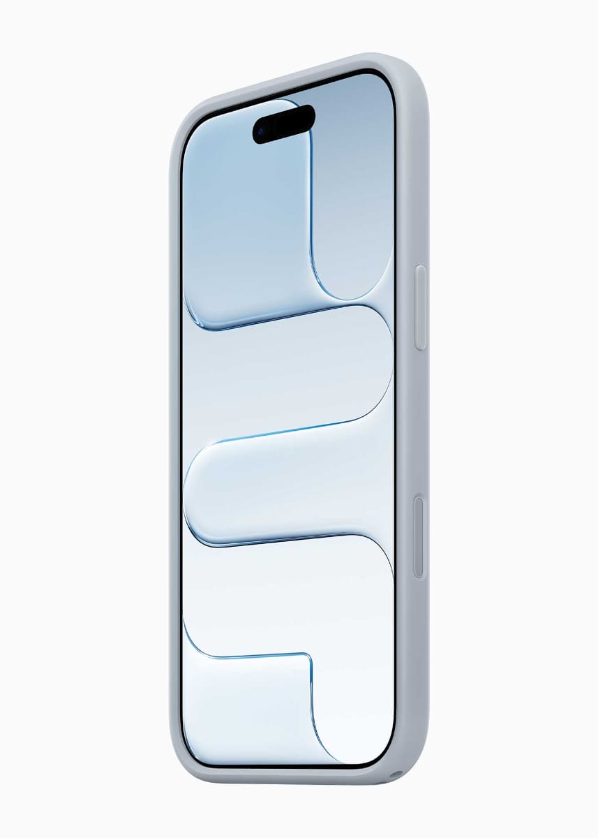 別売りアクセサリーの「iPhone Airバンパー」を組み合わせたところ