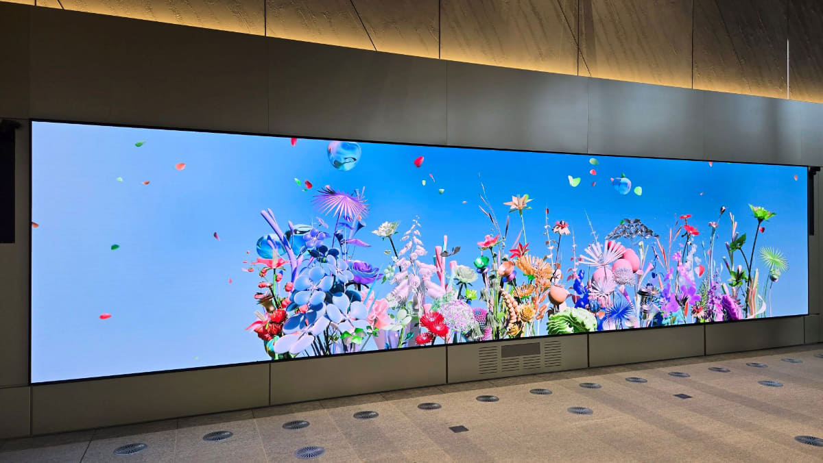 ニュウマン高輪 South 2Fに設置された「LG MAGNIT」