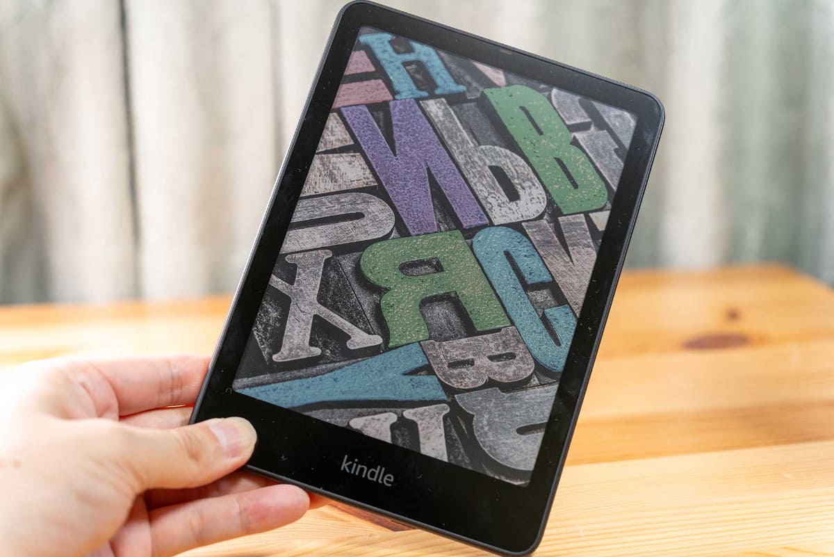Kindle端末で初めてカラー表示に対応した「Kindle Colorsoft」