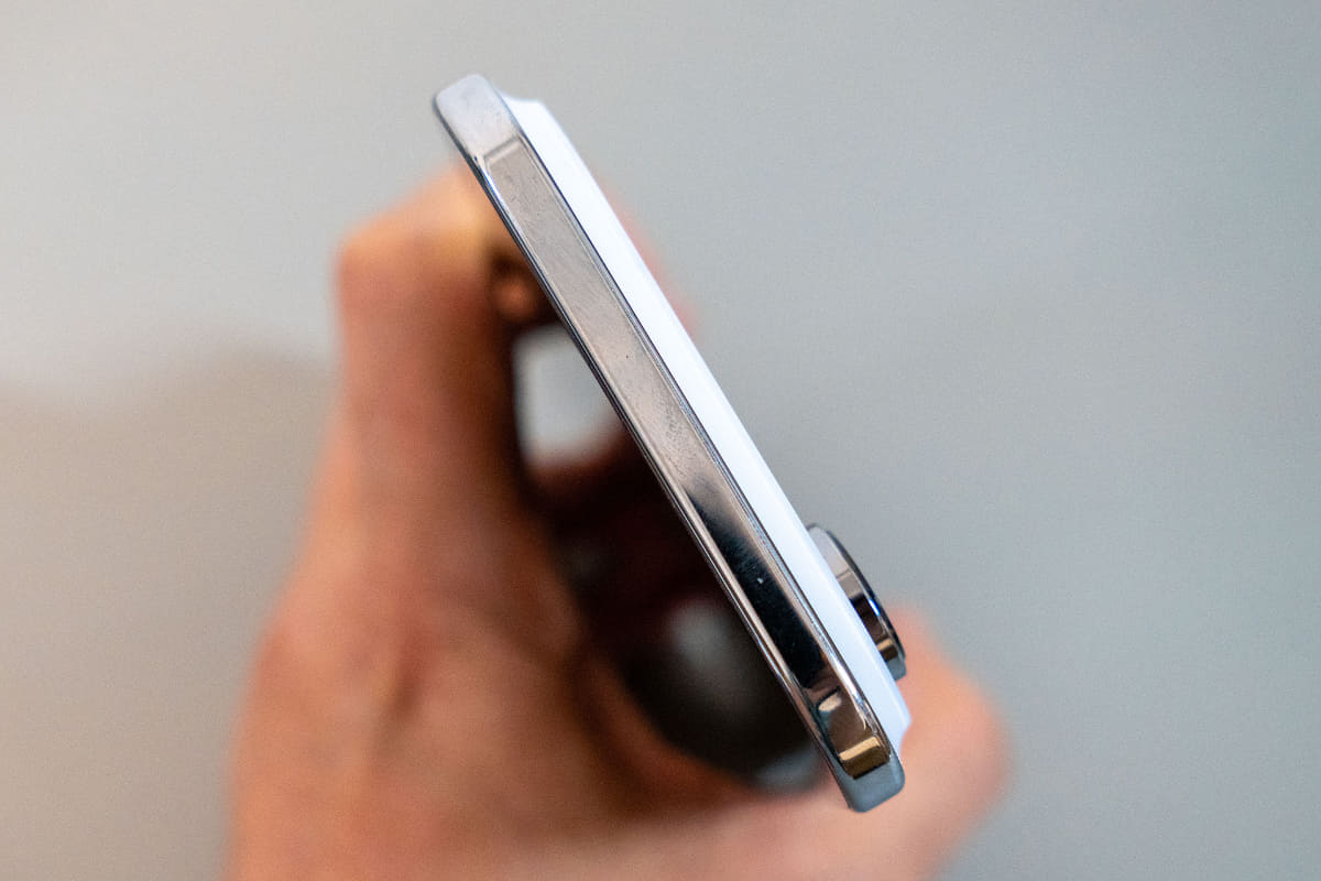 iPhone Air(スカイブルー)